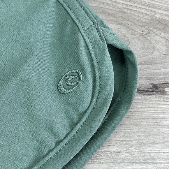 ☀️RIP CURL☀️ SURF GREEN ESSENTIALS BOARD SHORTS - Picture 4 of 10